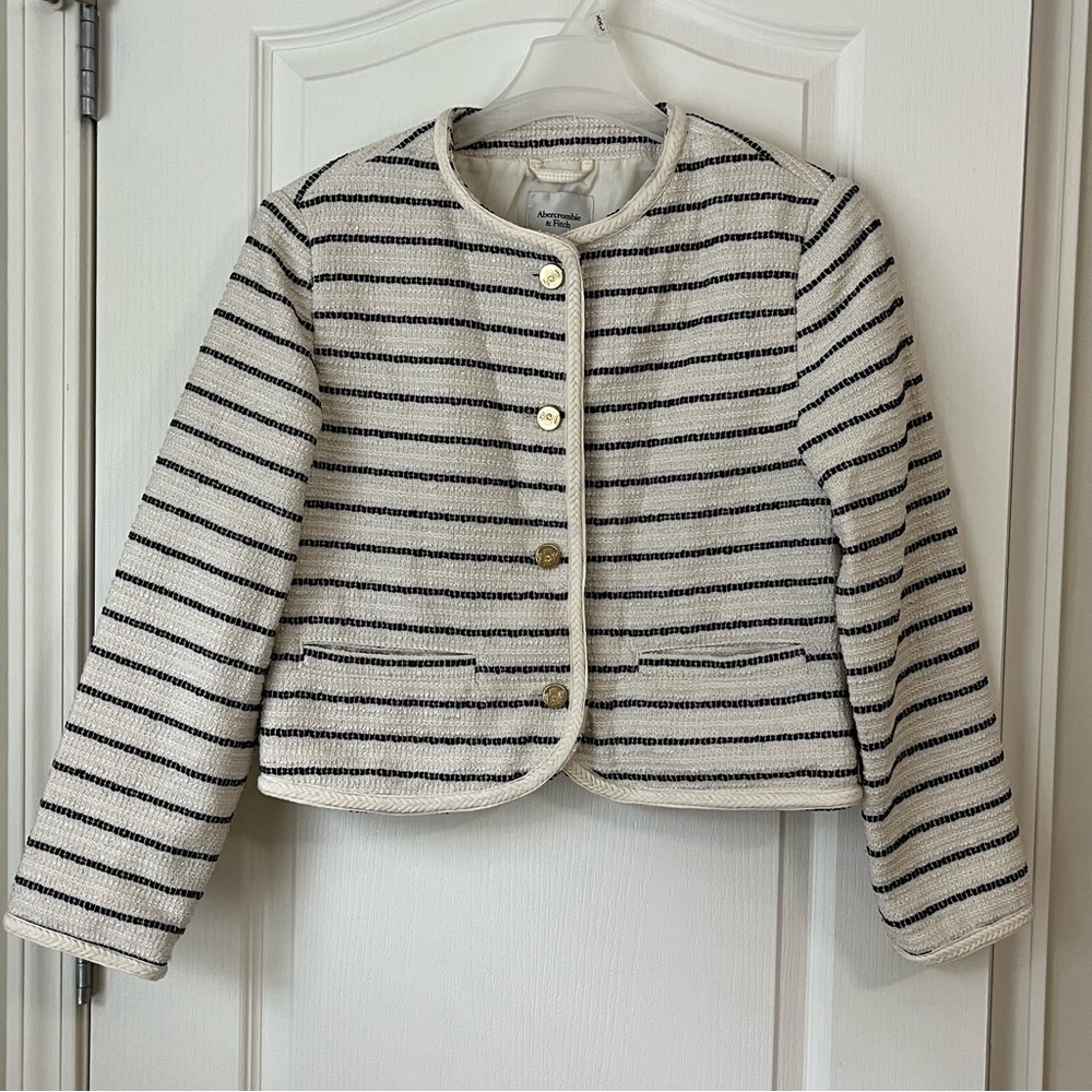 Abercrombie & Fitch Cream and Black Striped Cropped Blazer L